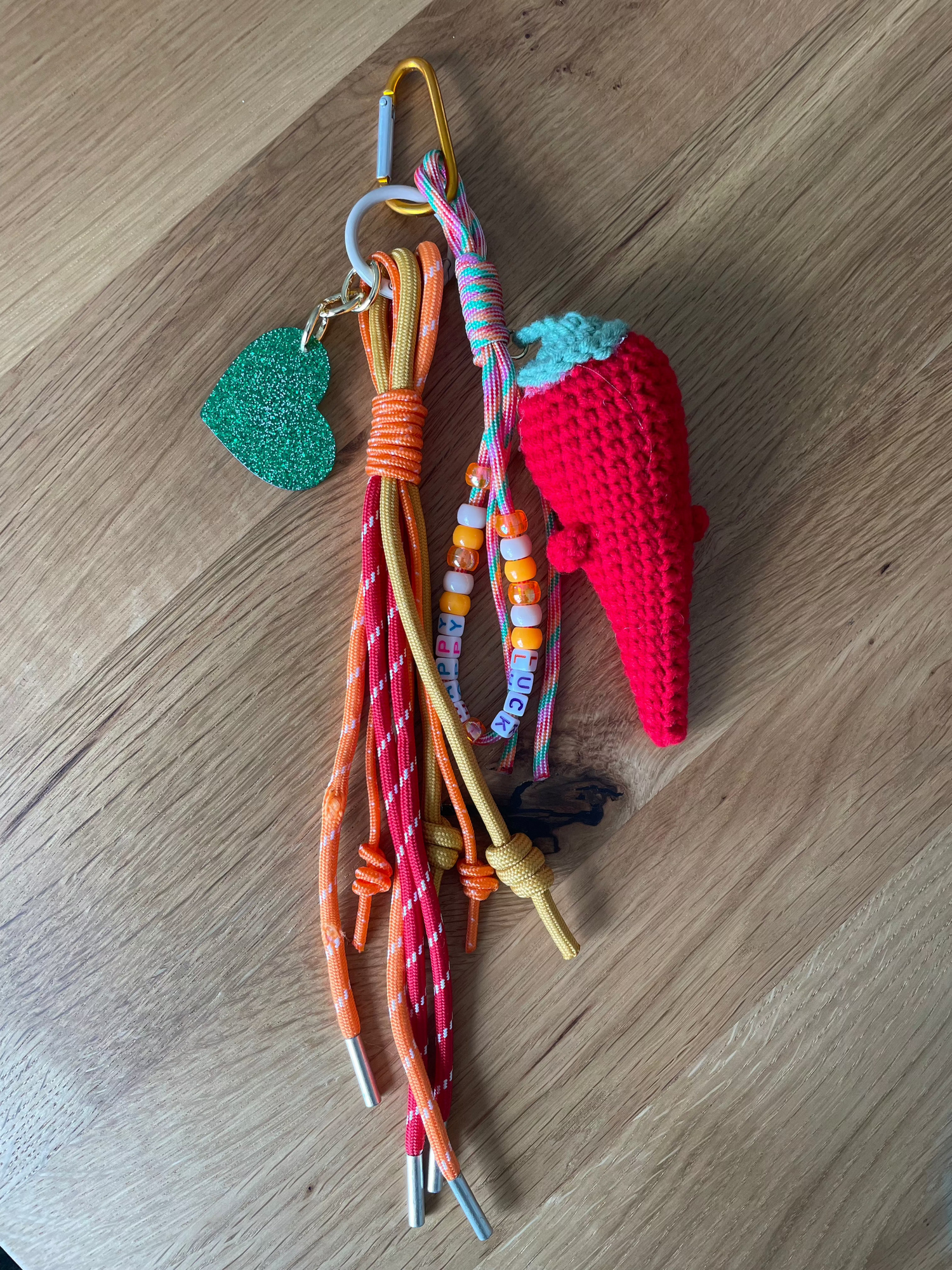 Bijou de sac piment happy