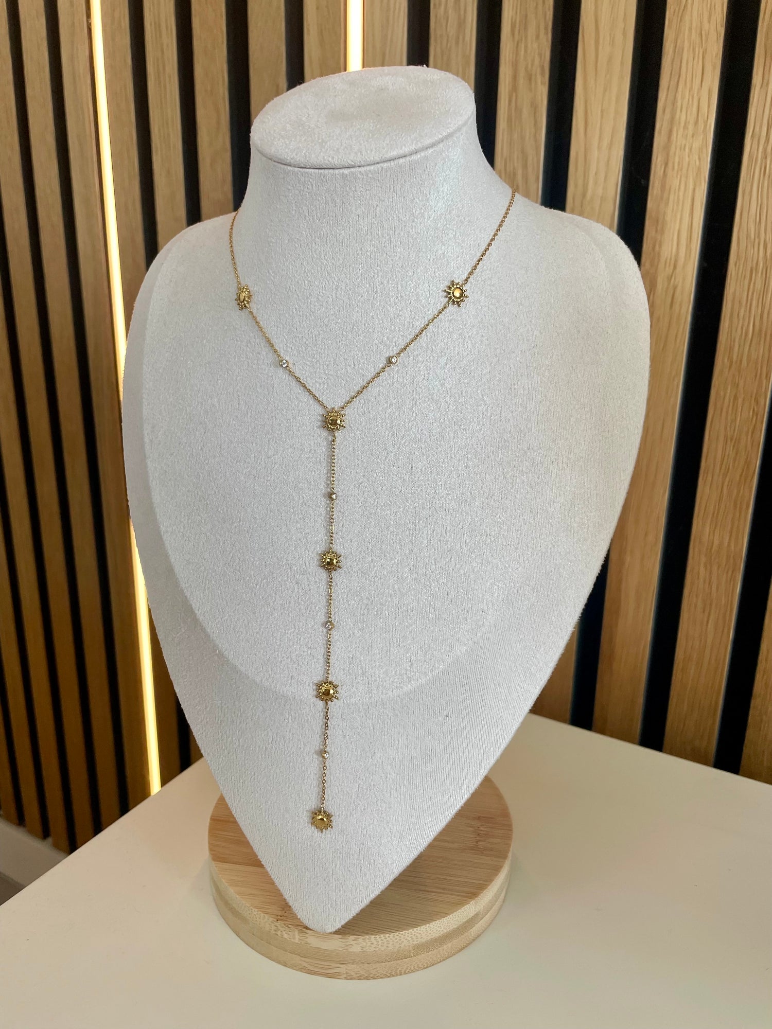 Collier soleil -doré
