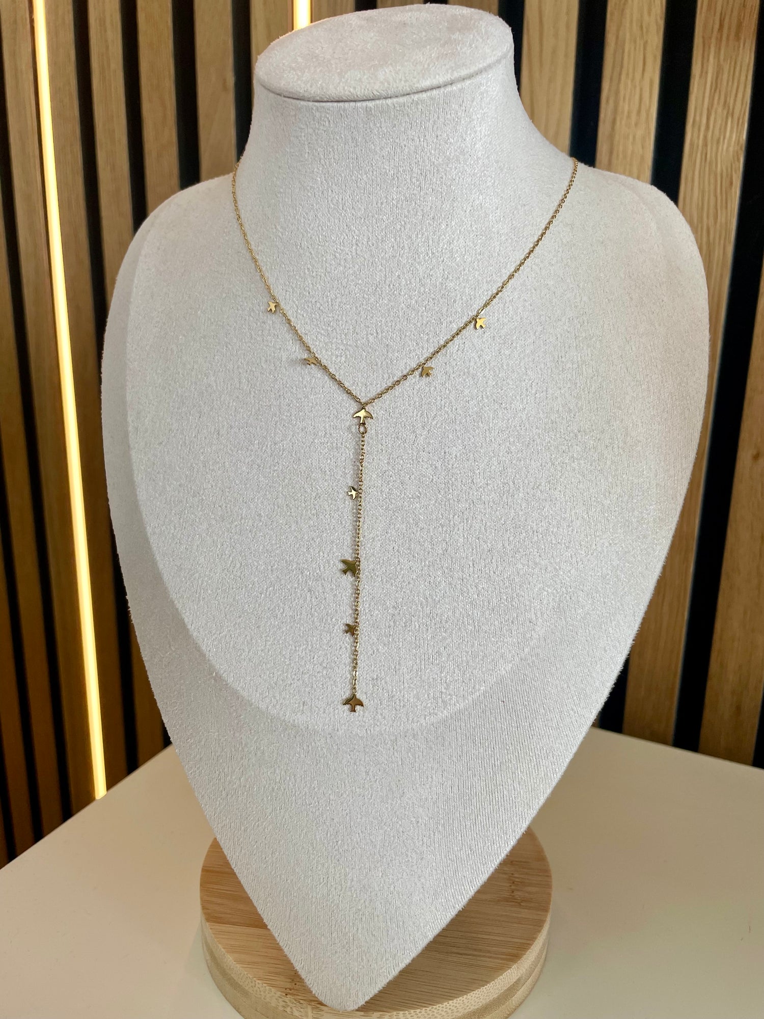 Collier hirondelle - doré