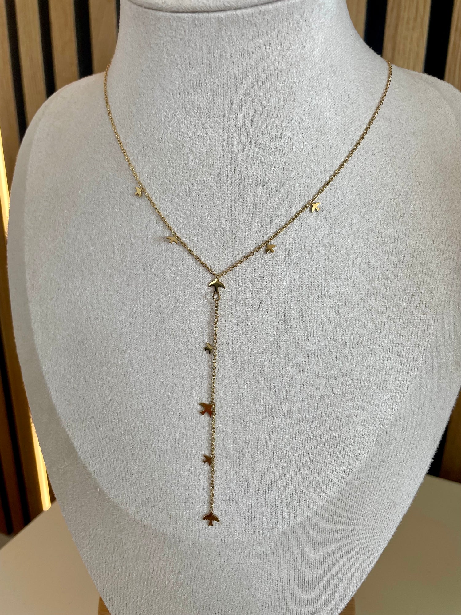 Collier hirondelle - doré