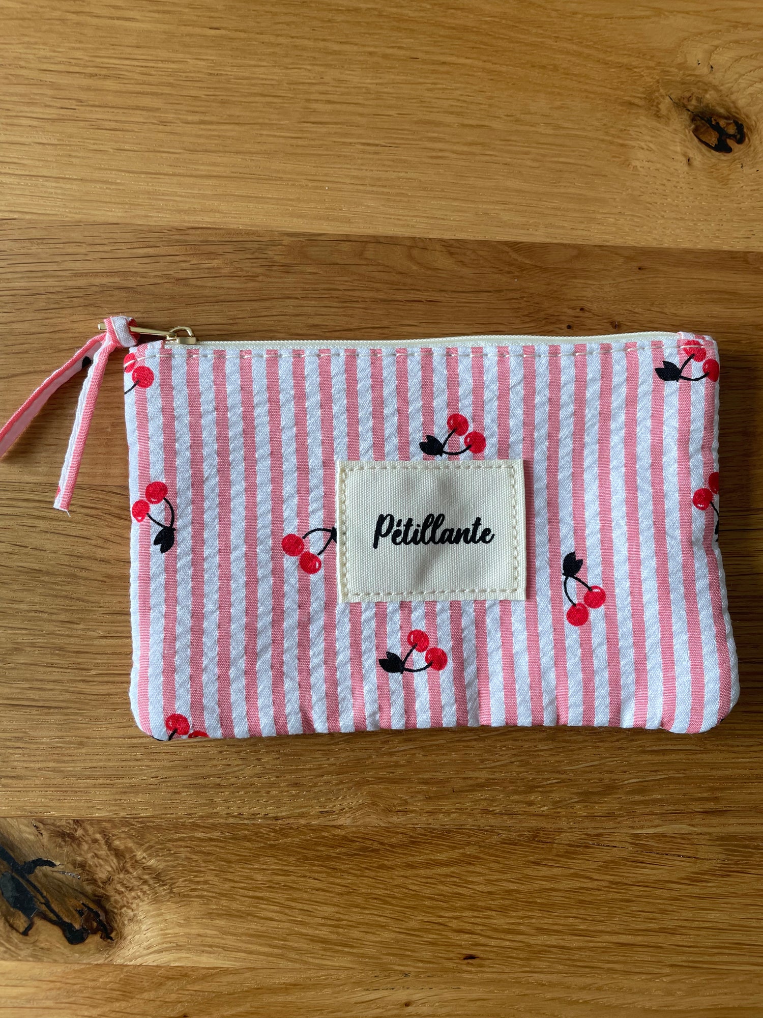 Pochette pétillante rose